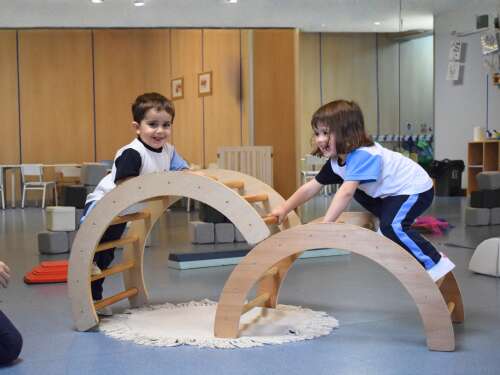 Foto Escuela Infantil Llar d'Infants Utmar (Menta) #2