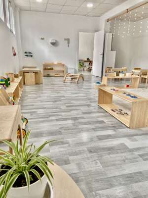 Foto Escuela Infantil Montessori Minds School #1