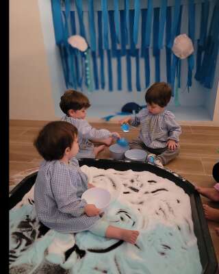 Foto Escuela Infantil Atlas Espai d'acompanyament Infantil #3