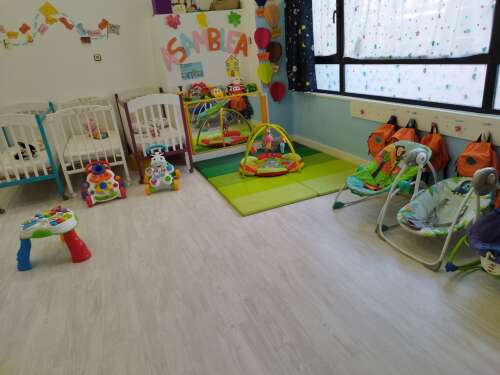 Foto Escuela Infantil Árbol Mágico #3