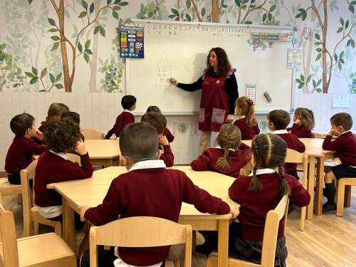 Foto Colegio Adériz #2