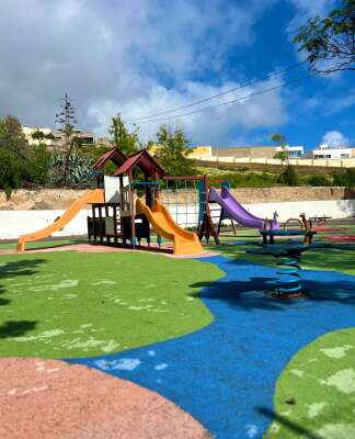 Foto Colegio Arenales Sagrado Corazón de Tafira #2