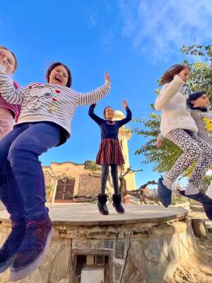 Colegio Natura Montessori School