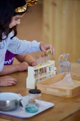 Foto Colegio Natura Montessori School #2