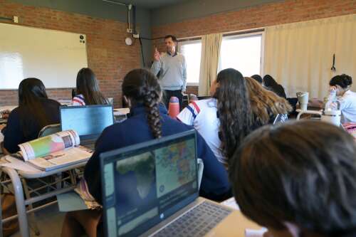 Foto Colegio Sworn Junior College #3