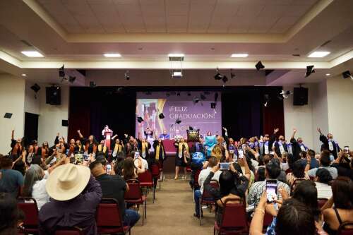 Foto Preparatoria  Internacional Para El Desarrollo Empresarial, Inide #1