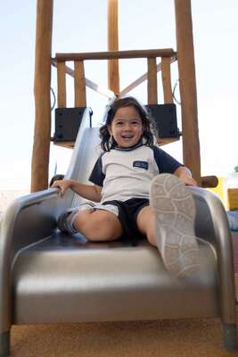 Foto Colegio Lady Elizabeth School (LES) #2