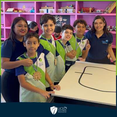 Foto Liceo Los Cabos #3