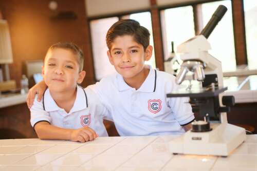 Foto Colegio Cervantes Campus Vigatá #2