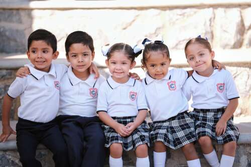 Foto Colegio Cervantes Campus Vigatá #2