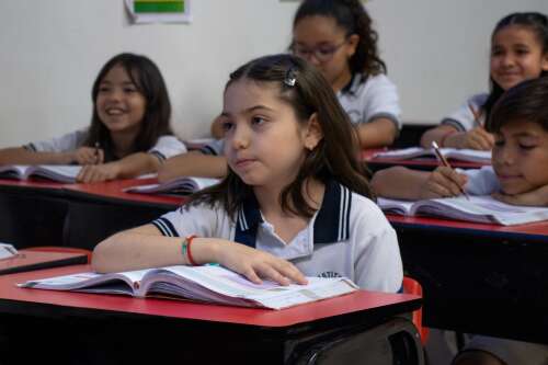 Foto Colegio Montesquieu #2