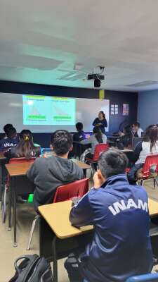 Foto Colegio Instituto Amistad de Acuña  #2