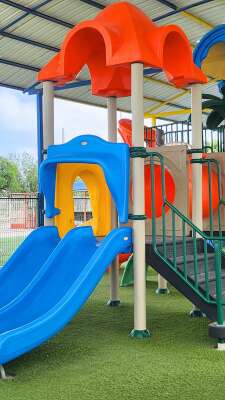 Foto Colegio Instituto Amistad de Acuña  #2