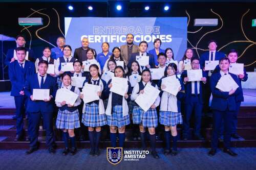 Foto Colegio Instituto Amistad de Acuña  #2