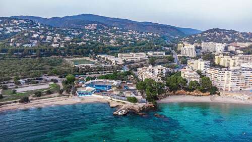 Foto Colegio Agora Portals International School #2