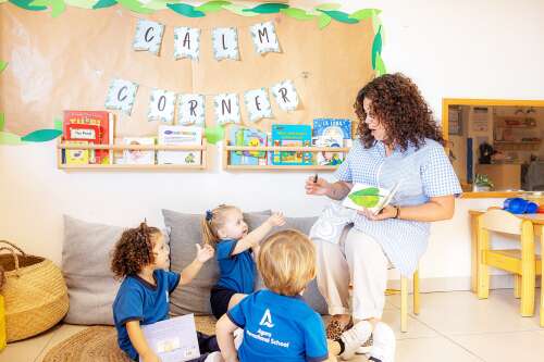 Foto Colegio Agora Portals International School #0