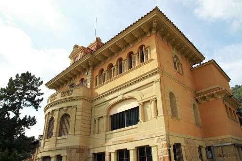 Foto Colegio ZÜRICH SCHULE BARCELONA Colegio Internacional #2