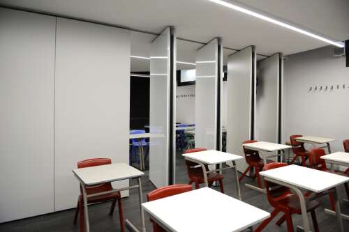 Foto Colegio ZÜRICH SCHULE BARCELONA Colegio Internacional #2