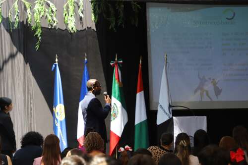 Foto Colegio Brookfield Americano. #3