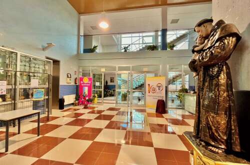 Foto Colegio Concertado San Antonio De Padua (Cáceres) #2