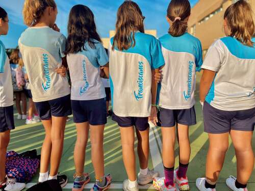 Foto Colegio Concertado San Antonio De Padua (Cáceres) #2