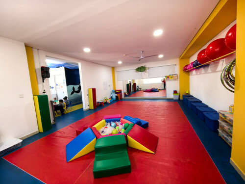 Foto Colegio Nuevo Continente León #3