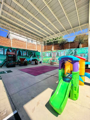 Foto Colegio Nuevo Continente León #3