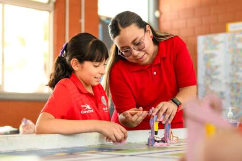 Foto Colegio Alejandro Magno #3