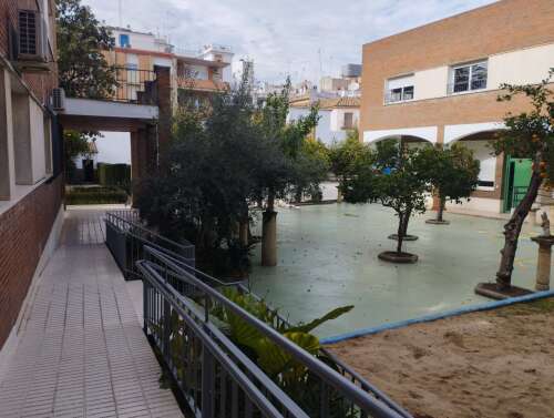 Foto Colegio Divina Pastora Córdoba #1