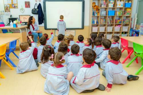 Foto Colegio Diocesano Trinidad - Sansueña #3