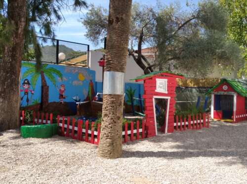 Foto Escuela Infantil Giner De Los Ríos Córdoba #2