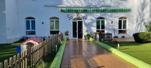 Foto CENTRO DE EDUCACIÓN INFANTIL SONRISAS #0