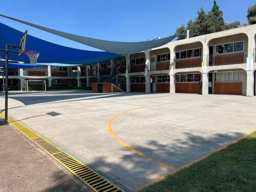 Colegio  Latino Jesuita