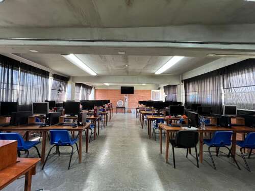 Foto Colegio  Latino Jesuita #3