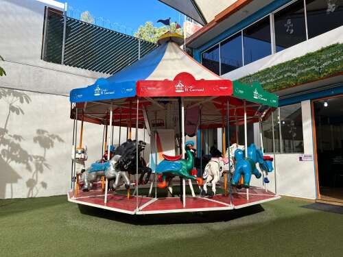 Foto Kinder El Carrusel #2