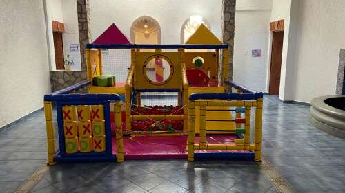 Foto Colegio Instituto Bilingüe Ibime - Preescolar, Primaria y Secundaria San Cristóbal #2