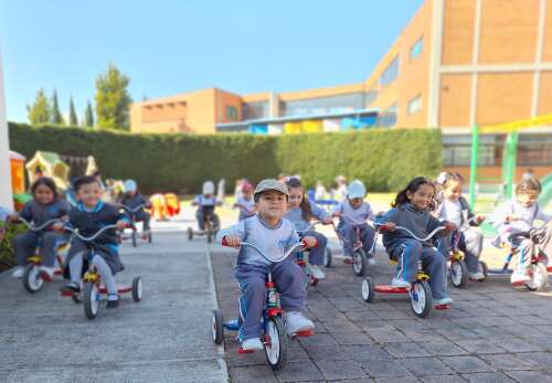 Foto Colegio NC School  #2