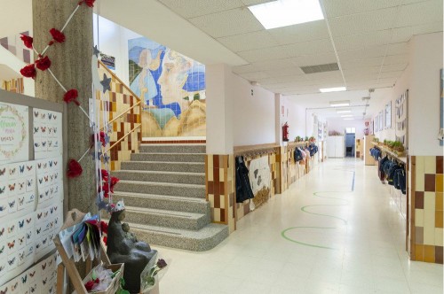 Foto Colegio Familiar Educació Les Alzines #0