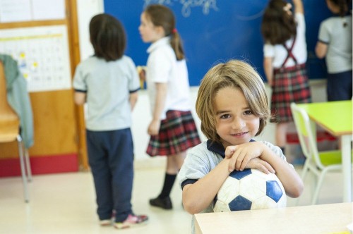 Foto Colegio Familiar Educació Les Alzines #3