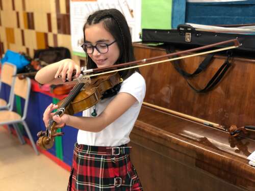 Foto Colegio Familiar Educació Les Alzines #3