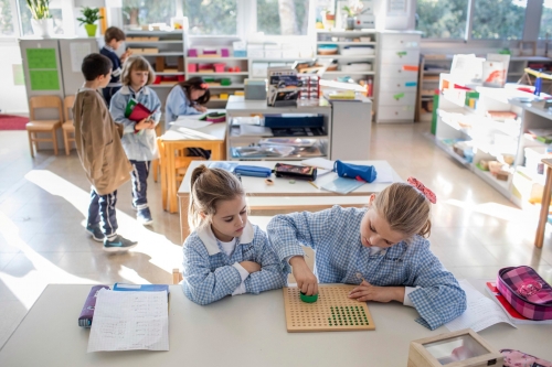 Foto Colegio Montessori Palau Girona #2