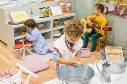 Foto Colegio Montessori Palau Girona #2