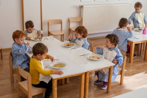 Foto Colegio Montessori Palau Girona #2