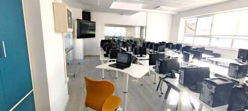 Foto Colegio Concertado Escolapios Granada Genil-Dulce Nombre de María #2