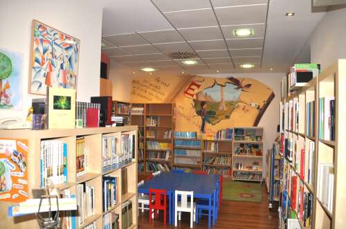 Foto Colegio Concertado Escolapios Granada Genil-Dulce Nombre de María #2