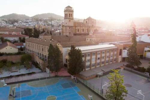 Foto Colegio La Presentación FESD de Granada #2
