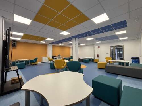 Foto Colegio Regina Mundi #1