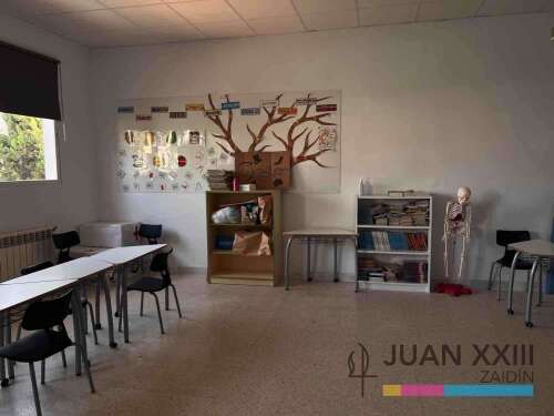 Foto Colegio Concertado Juan XXIII Zaidin #2