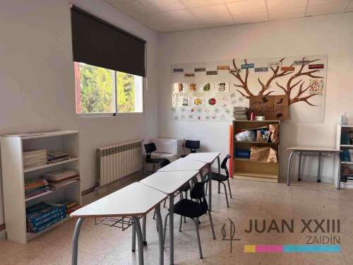 Foto Colegio Concertado Juan XXIII Zaidin #2