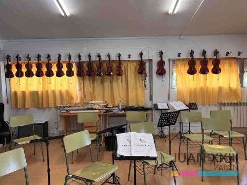 Foto Colegio Concertado Juan XXIII Zaidin #2